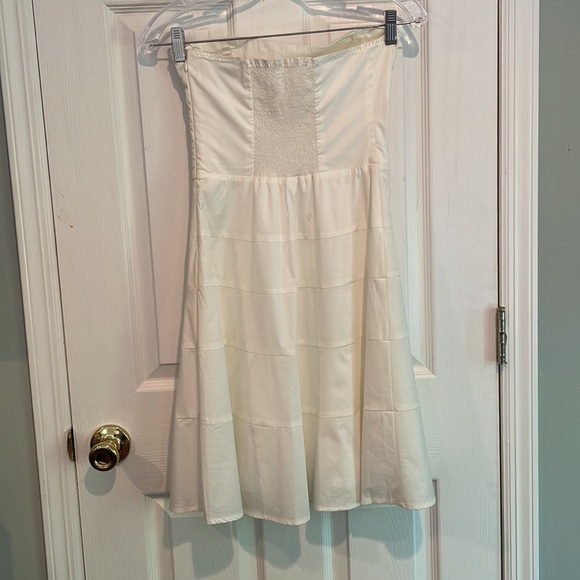 BCBG Maxazria Dress Size 0 - Picture 5 of 12